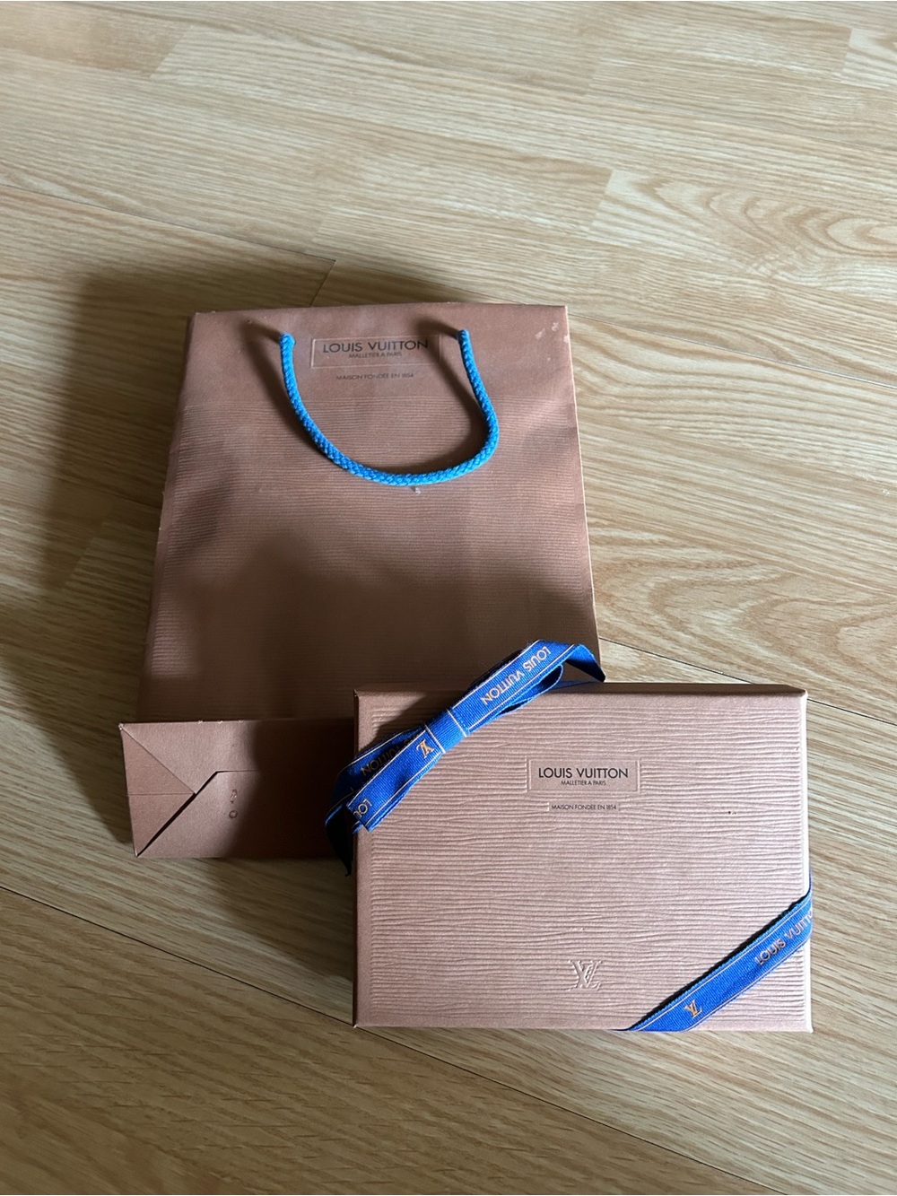 Vintage Louis Vuitton Luxury Gift Box & Bag